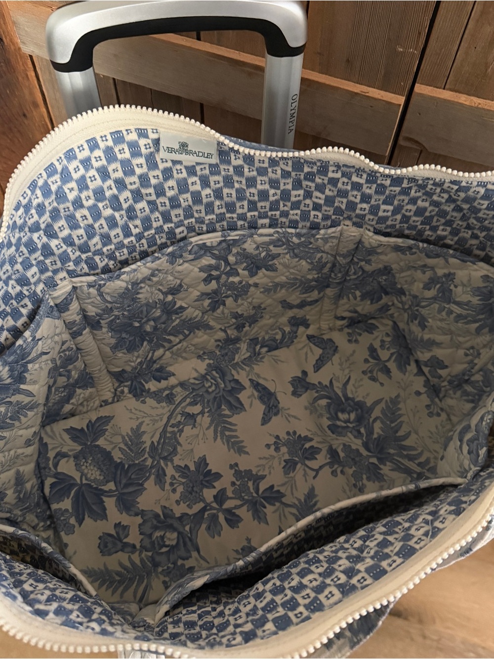 Vintage Blue Toile Vera Bradley Travel Tote - Picture 6 of 6